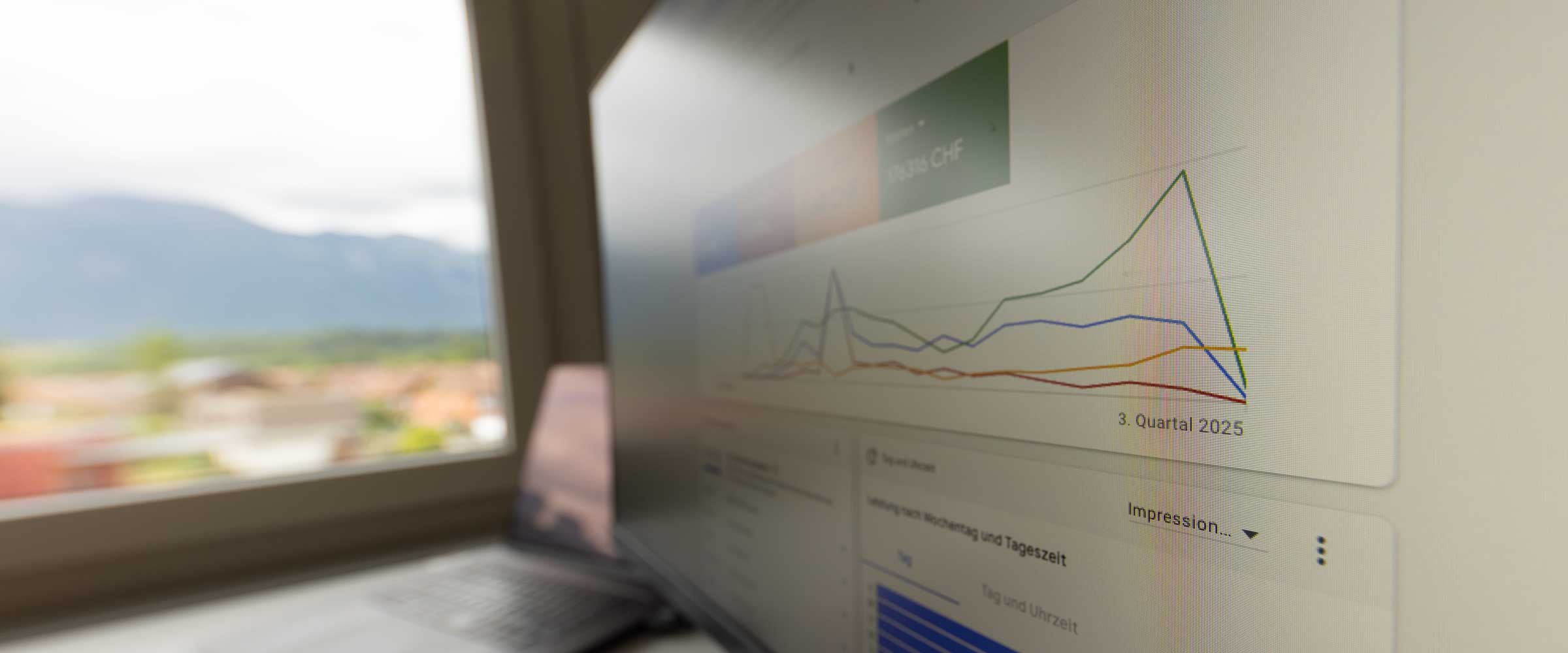 Titelbild: KI-Creatives bei Performance Max: Warum Bildmaterial jetzt wichtiger wird