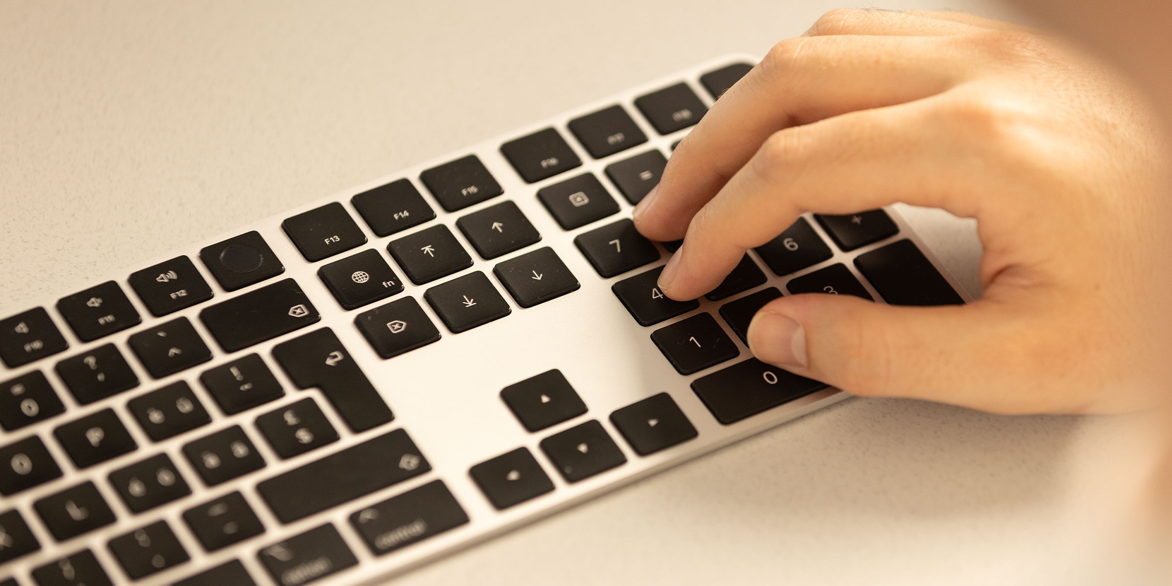 Titelbild: PHP 7.4 wird eingestellt – Was muss ich wissen?